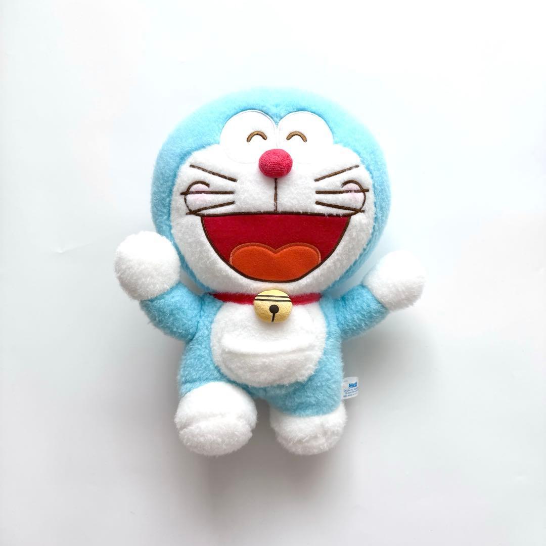 [Anonymous delivery] Good condition Doraemon red cheeks L size stuffed animal Banzai pose