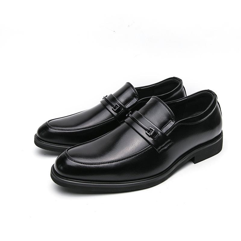 Large size leather shoes men's new versatile fashion British soft sole men's one-pedal business dress groom wedding shoes