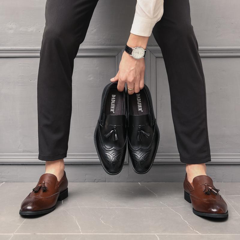 Fashion Trend Leather Shoes for Men Comfortable Slip On Tasseled Loafers Brogue Shoes Men British Style Formal Leather Men’s Dress Shoes