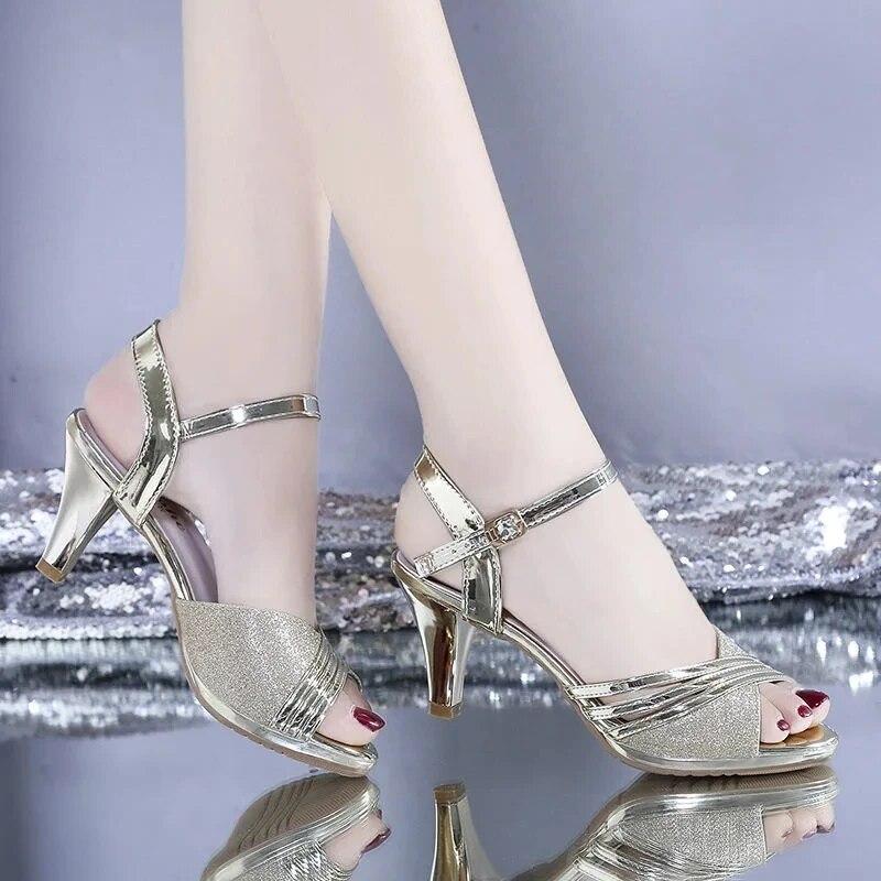 Peep Toe High Heeled Damen Sandalen Mode Damen Sommerschuhe Marke Spike Heels 6cm Gold Silber