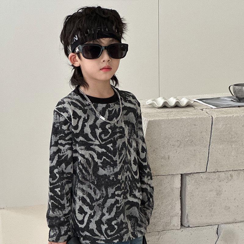 

Комплект для мальчиков: дутая кожаная куртка и джинсы широкого кроя - винтажная уличная одежда 2025 100 cm