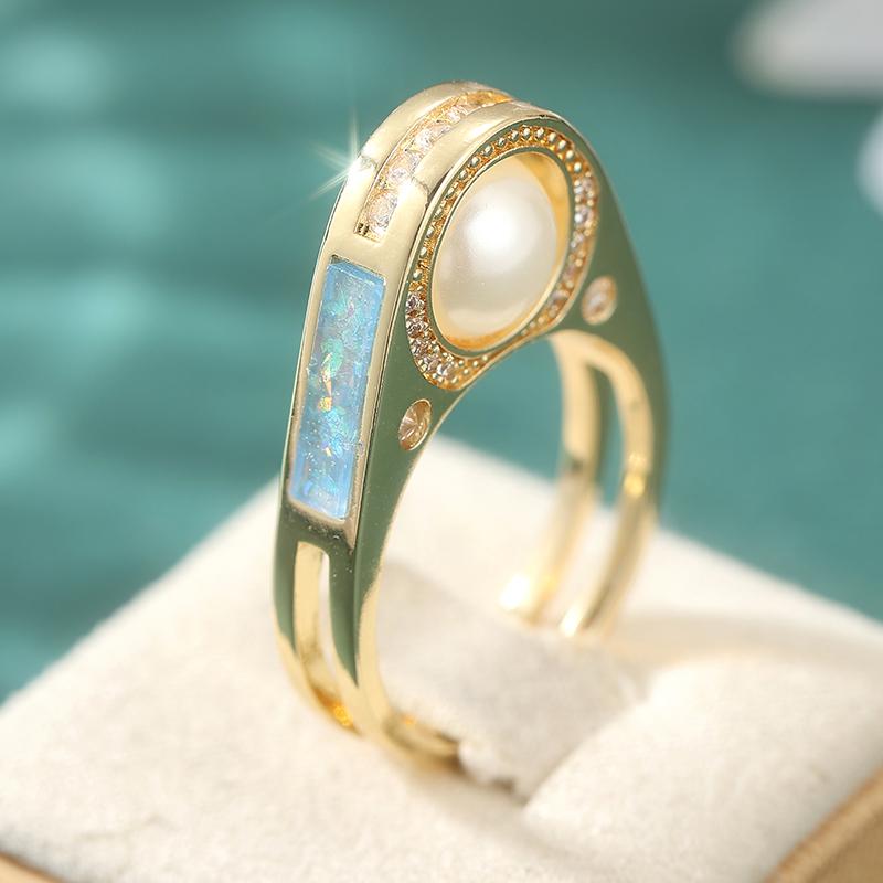 Gorgeous Inlaid Imitation Pearl CZ Women's Ring Vintage Gold Color Geometry Daily Wear Party Jewelry Anniversary Gift