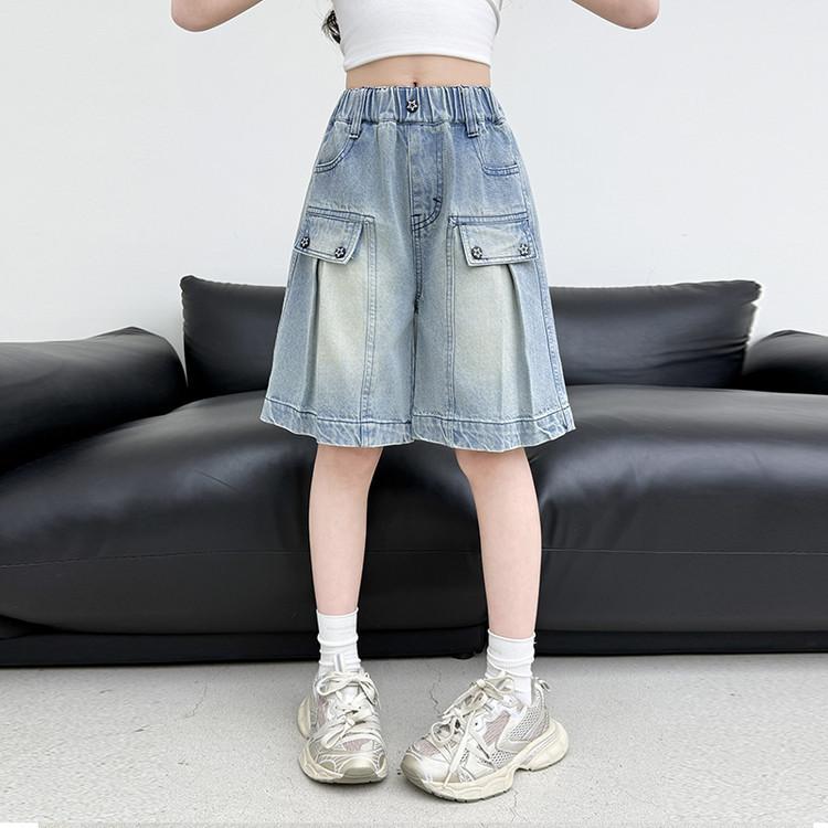 Long Style Kids Child Design Jeans Capris Shorts with Fake Pocket for Girls High Fashion Summer Mid-Calf Denim Shorts