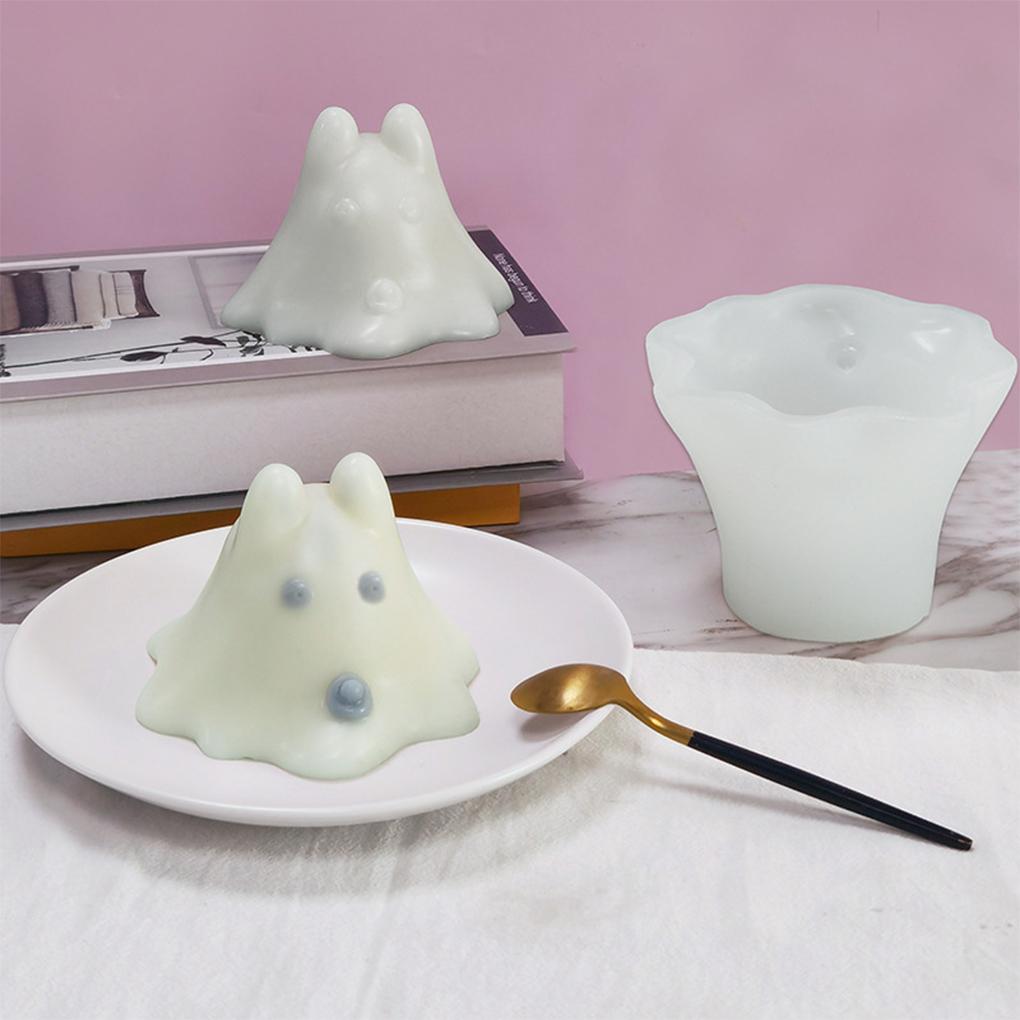 Versatile 3D Pudding Cat Candle Molds Non-Toxic Easy To Clean Durable Eco-Friendly Silica Gel