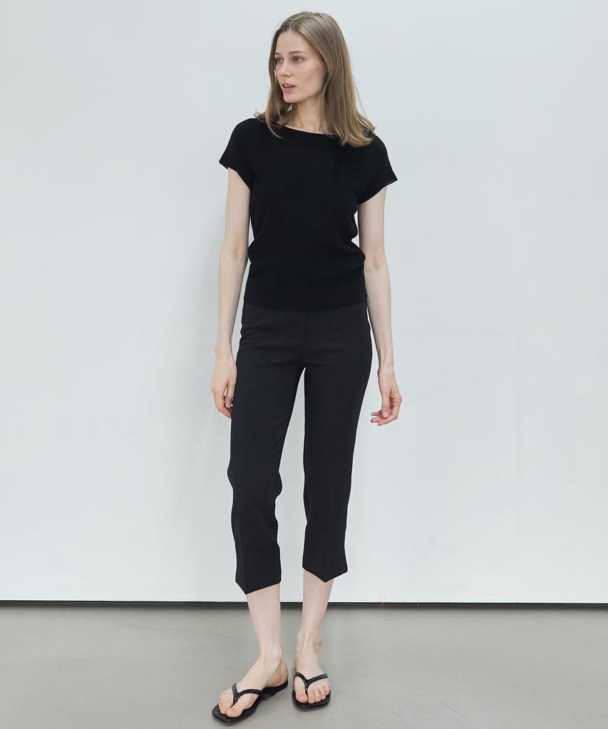 Nutopeu Capri Pants_Black