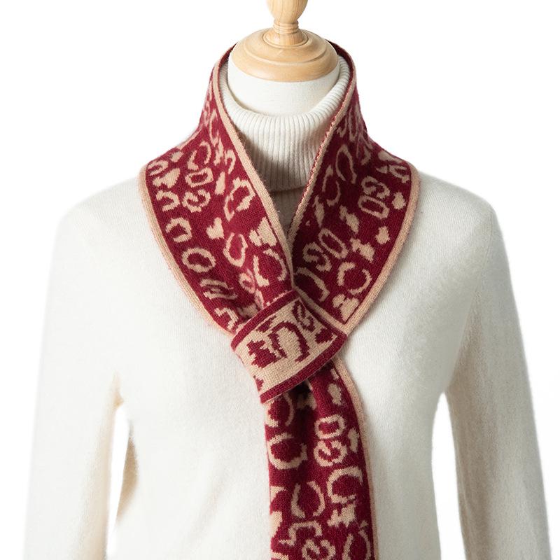Women s British Style Cashmere Knit Scarf - Thick Jacquard Cowl for Autumn/Winter Neck Warmth