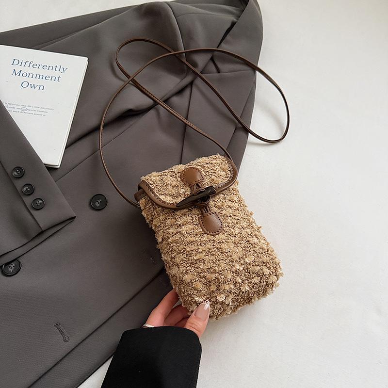 2025 autumn new hair bag contrasting color simple casual shoulder crossbody small bag women's retro furry bag