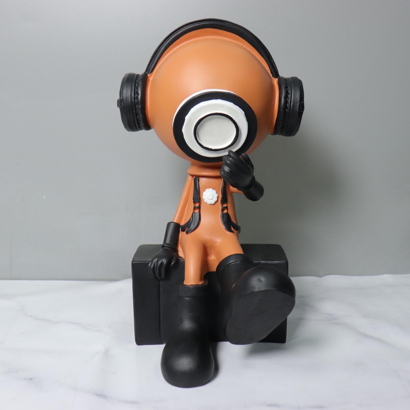 Modern Minimalist Astronaut Figurine for Children s Room - Trendy Collectible Bedroom and Living Room Decor