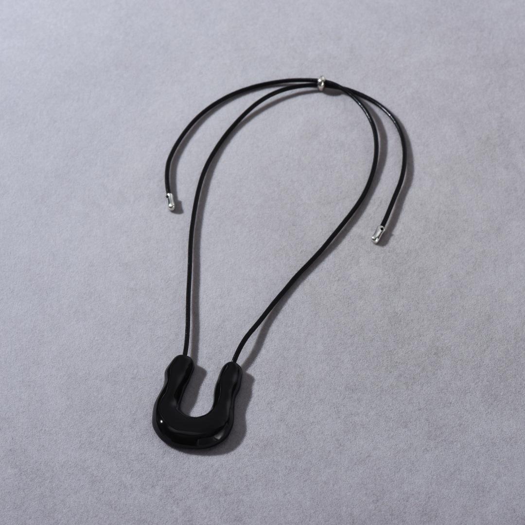

Metal Irregular Drip Glaze Pendant U-Shaped Long Black Leather Rope Sweater Chain Simple Wind Versatile Necklace