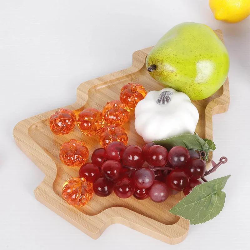 Santa Claus Shape Wooden Christmas Trays Solid Wood Cartoon Christmas Decoration Storage Tray Kitchen Snacks Plates Candy Decor