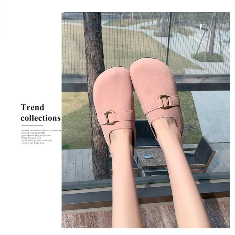 Fashion Hot Sales 2025New Women's Shoes Women's Toe Slippers Suede Leather Clogs Women's Sandals Retro Fashion Garden Clog Slide