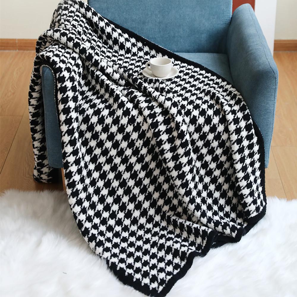 Soft Fleece Zebra Stripe Houndstooth Throw Blanket for Couch Luxury Flannel for Bed Sofa Chair, Plush,Warm and Cozy Blanket with Geometric Grid Design