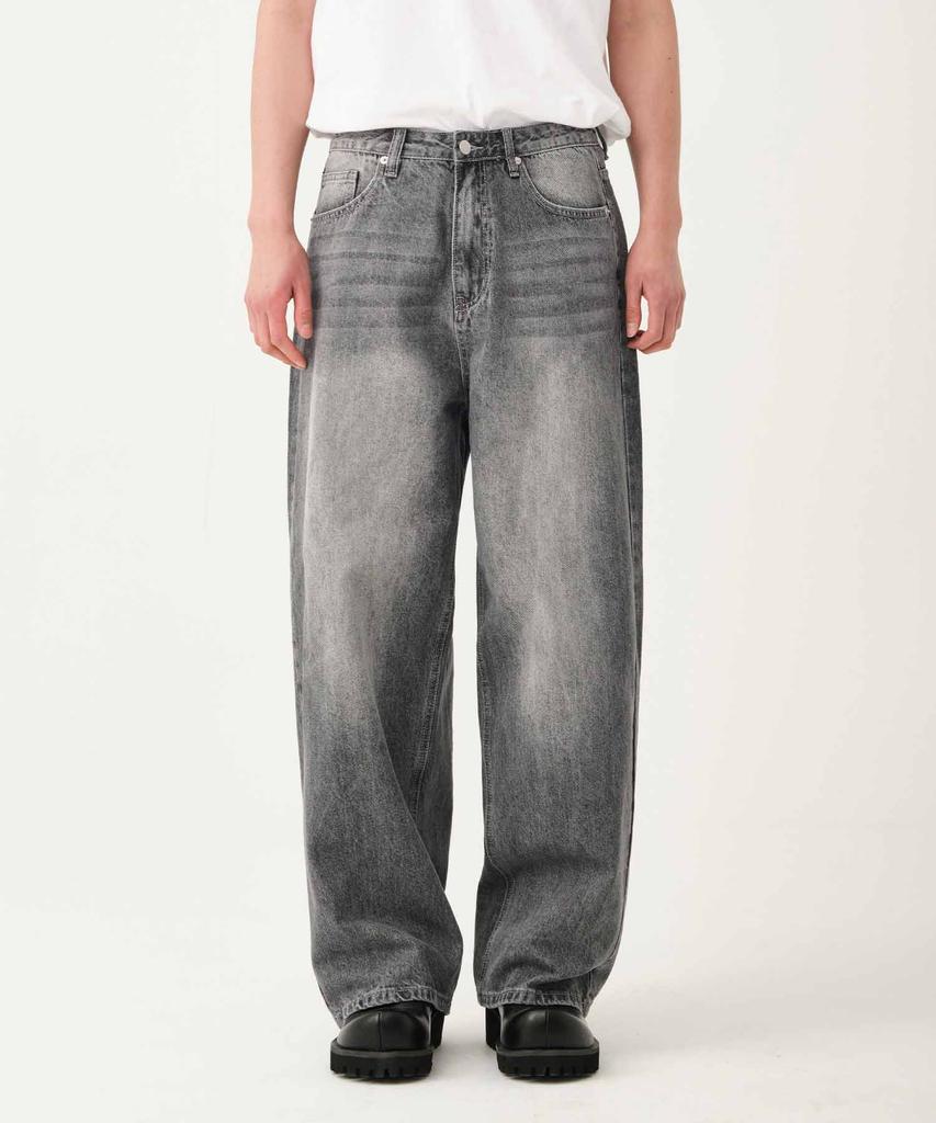 Akeusi Loose Washed Balloon Fit Wide Denim Pants Unisex (Black Wash)