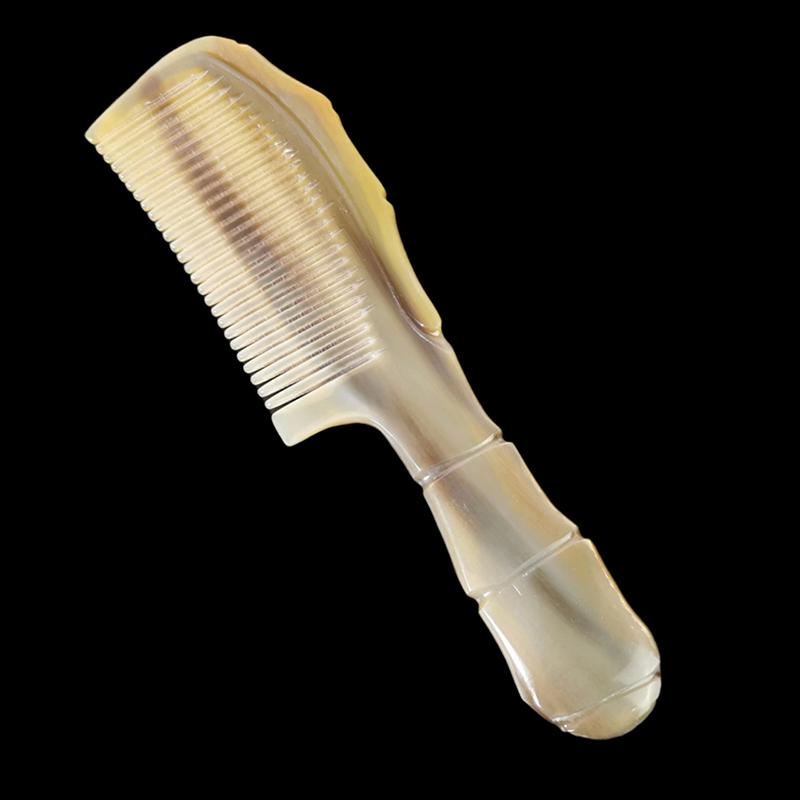 

Handcrafted Ox Horn Detangling Comb Soft on Scalp Reduces Hair Breakage Ideal for Men Women and Kids жовтий