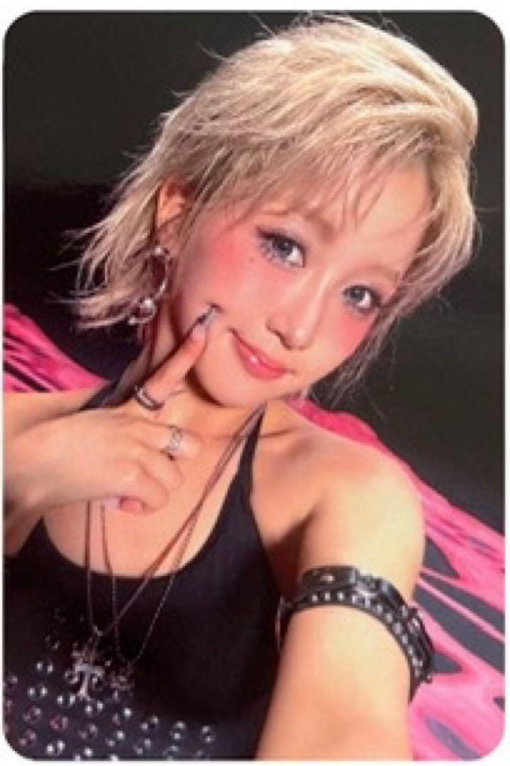 

[Б/У] kep1er Bubble Gum Sanoku Торговая карточка Хикару