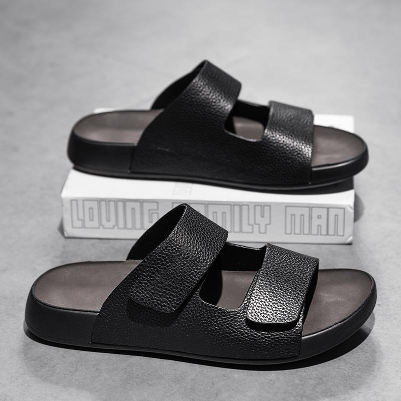 Fashion Fashionable Outdoor Men's Anti Slip Beach Sandals for Summer New Comfortable Men Top Layer Cowhide Explosive Latex Pad Slippers