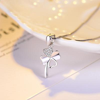 Jewelry Long Four-leaf Clover Classic Diamond Pendant Korean Version Fashion Simple Necklace Ins