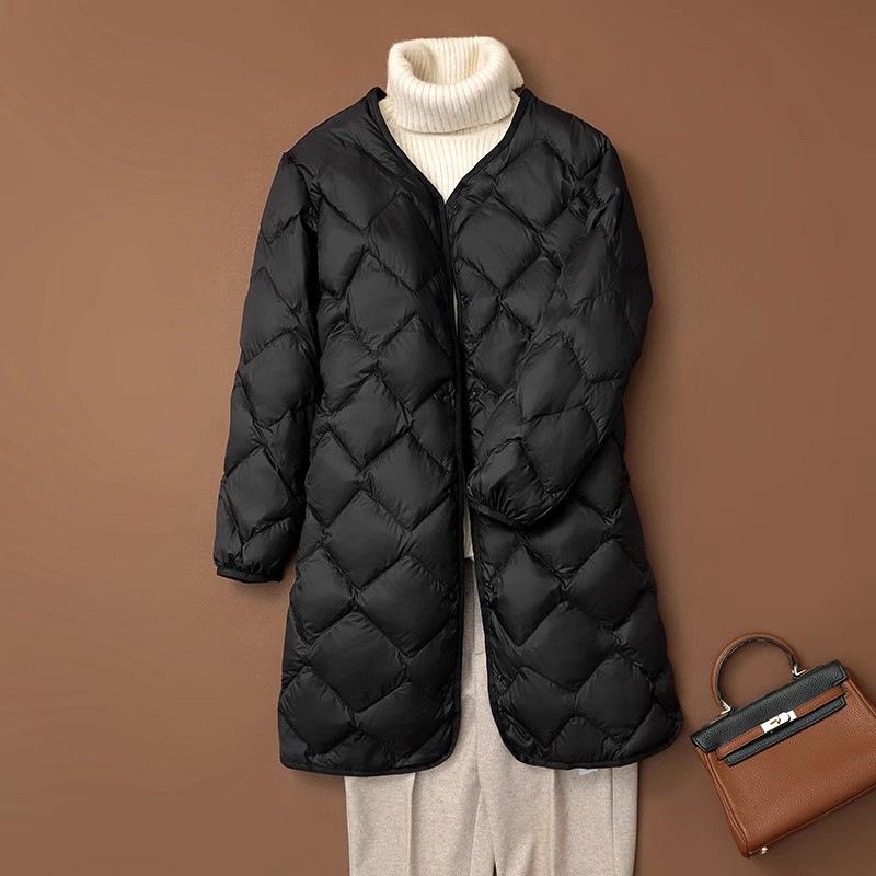 Lehká péřová bunda dámská střední a dlouhá 2025 podzim a zima nová s výstřihem do V dlouhá bunda bez límce vnitřní top tide