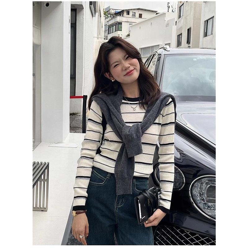 

2025 Осень/Зима Ретро Полосатый Цветной Блок Утягивающий Корейский Вязаный Свитер Small