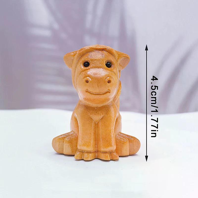 HOT 1/2pcs Mini Wood Carving Chinese New Year Horse Ornaments Zodiac Statue Cute Horse Decor Office Desktop Decor Car Decoration