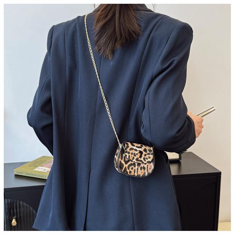 Koreanischer Stil Leopardendruck Satteltasche Modische Kette Schulter Crossbody Tasche