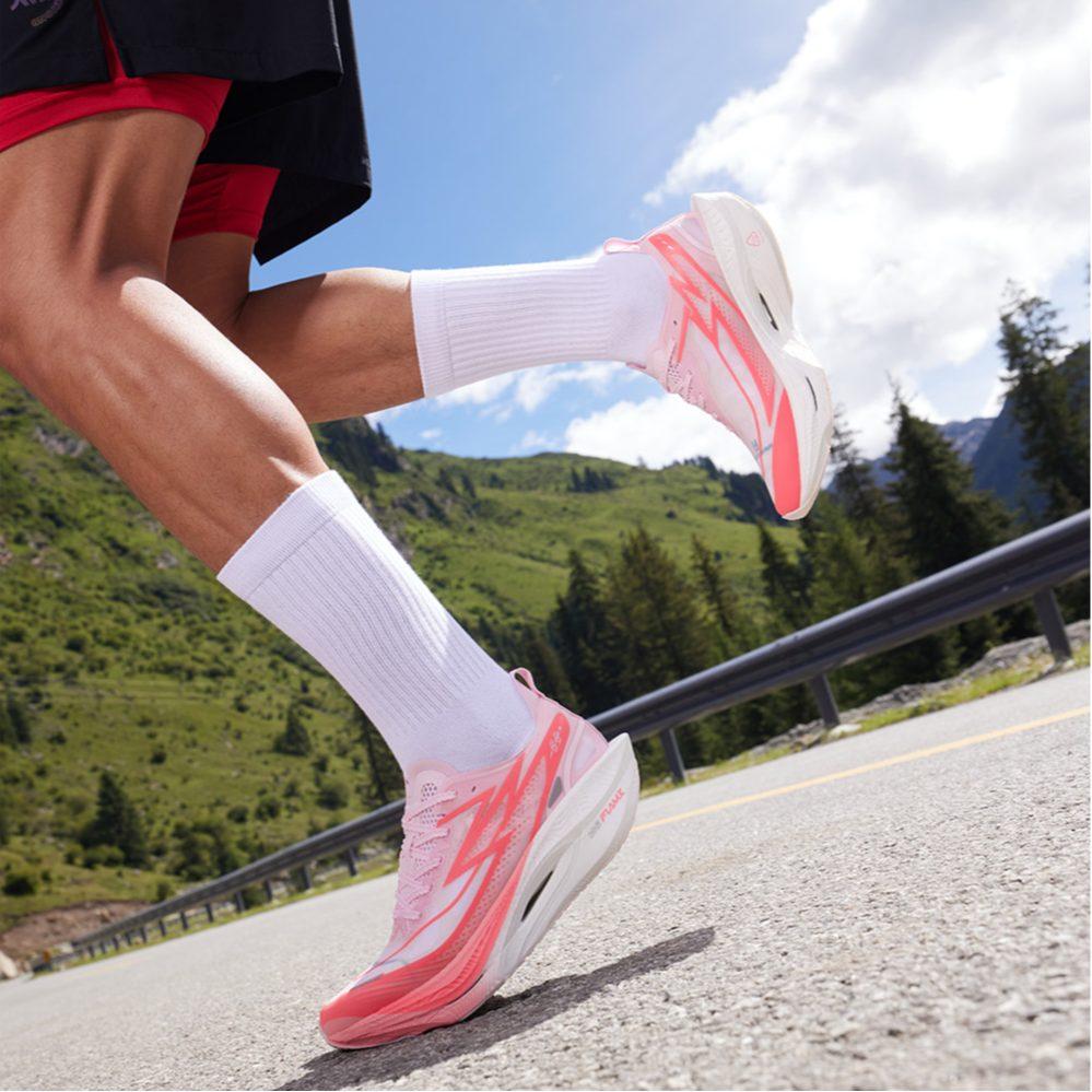 361 Flame 3 .5 Low Top Full Length Carbon Plate Marathon Racing Running Shoes Unisex Fluorescent Begonia Pink Red 672512215F-2