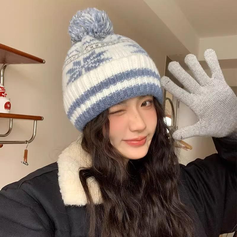 Winter new Fair Island wind jacquard knitted wool hat children show small face thickened warm ear protector cold hat