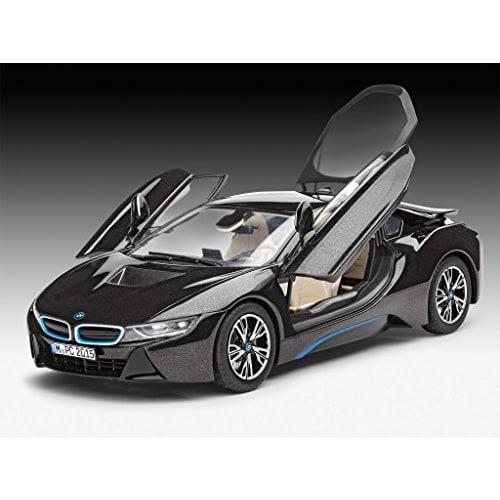 German Revell 1/24 scale BMW i8 plastic model