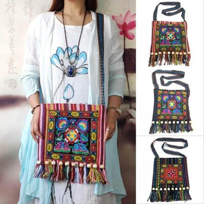 Damen Vintage Tribal Ethnic Thai Indian Boho Quaste Baumwolle Leinen Schultertasche Stickerei Blume Gobelin Tote Messenger Bags