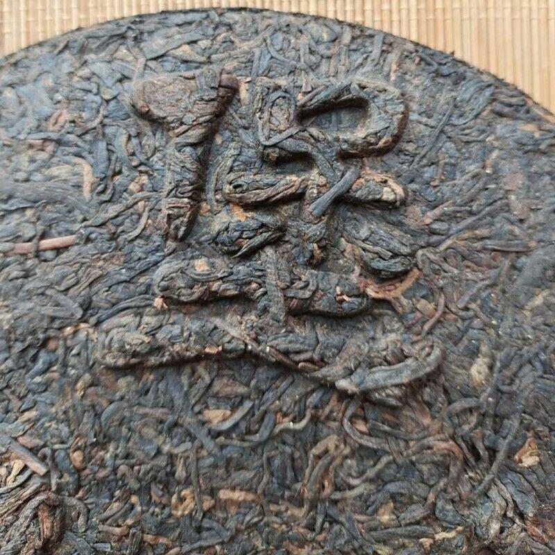 Чай Wuzhou Liu Pao Черный чай Выдержанный темный чай Liubao Tea Cake Liu Bao HEI CHA 500г — фото 5