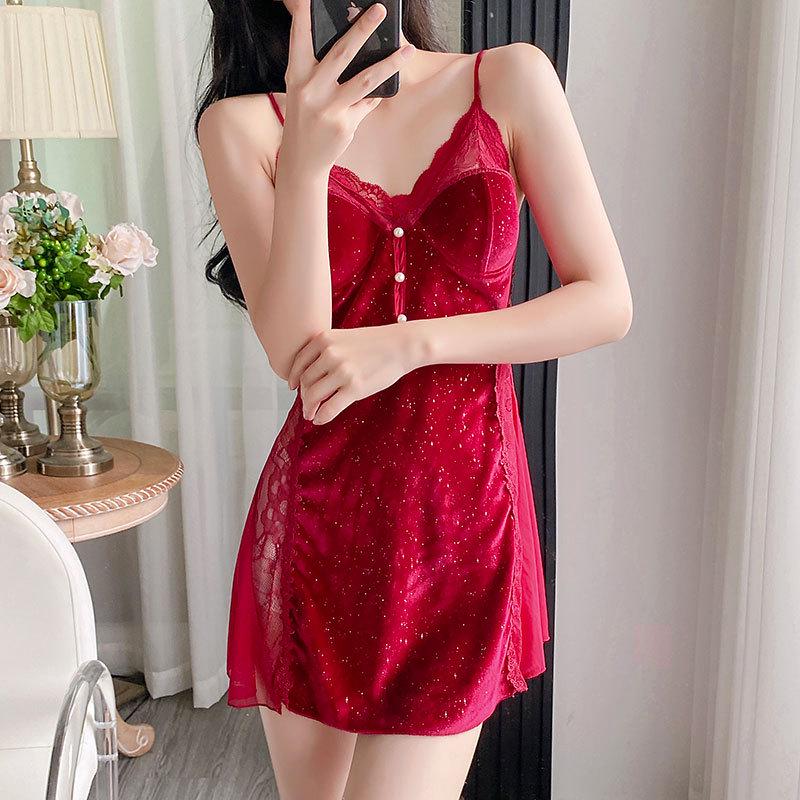 2025 Women's Gold Velvet Backless Camisole Nightdress - Breathable, Slimming, Solid Color, with Chest Pads, Korean Style