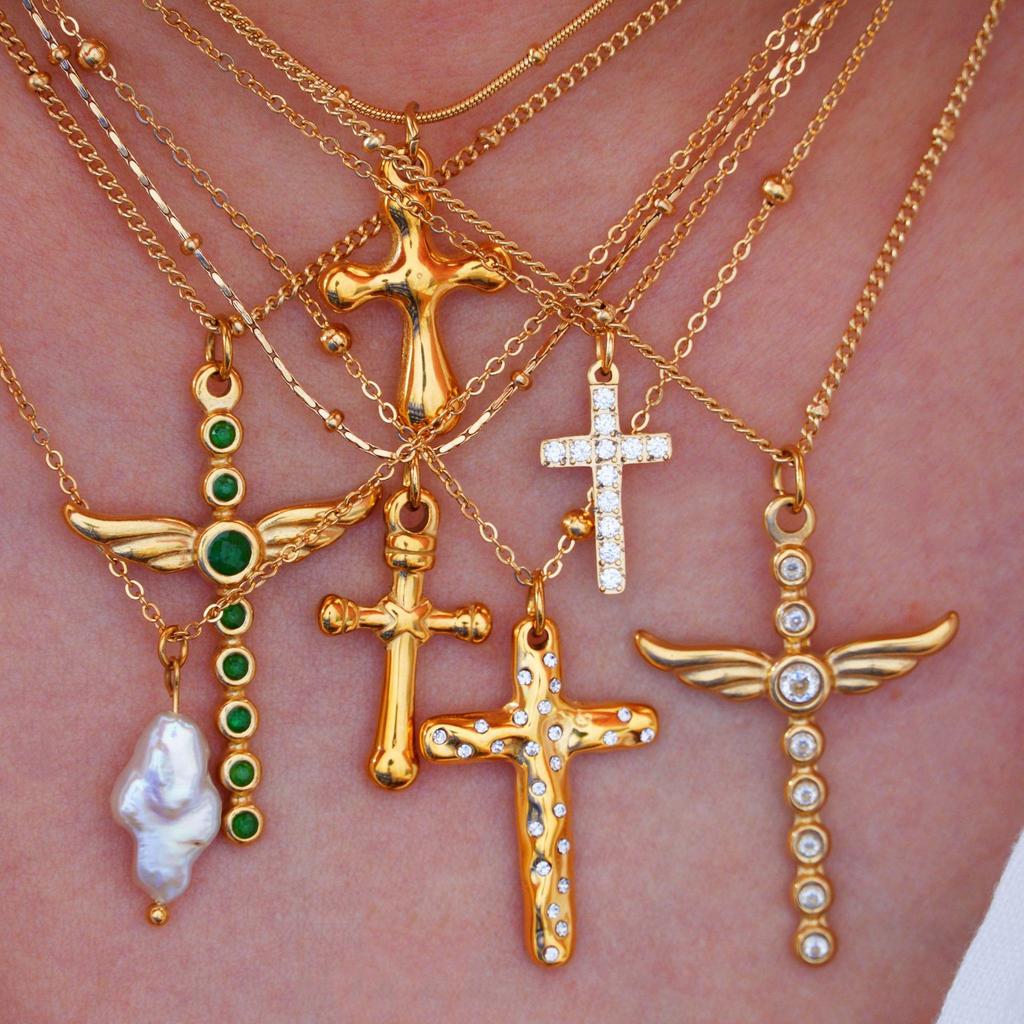 European and American High-end Cross Shape Design Necklace Set with White Diamonds Natural Pearls Hip-hop Niche Jewelry