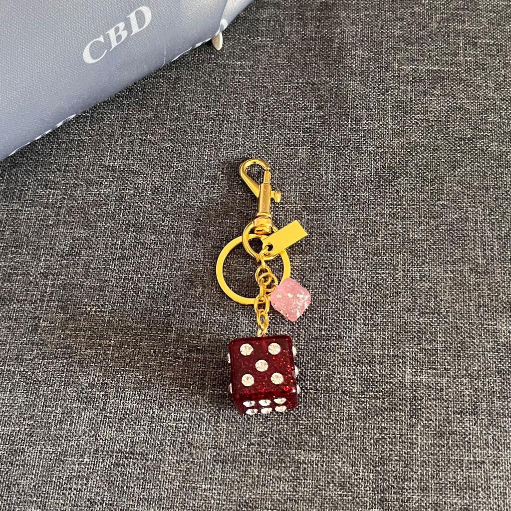 Dice Crystal Drip Alphabet Keychain Student Ladies Bag Pendant Jewelry Gift Pendant Keyring Accessories