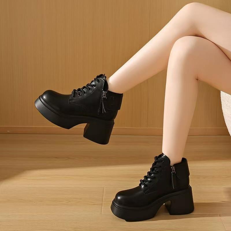 Mykt skinn høyhælte tynne motestøvletter dame høst og vinter nye små høyhælte støvletter allsidige hvite støvletter dame