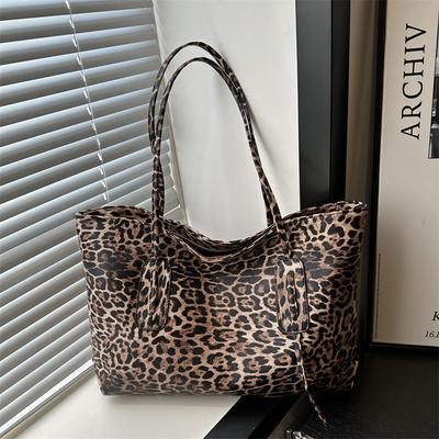 Casual Simple Fashion Commuter Shoulder Bag Retro Leopard Print Large Capacity Tote Bag