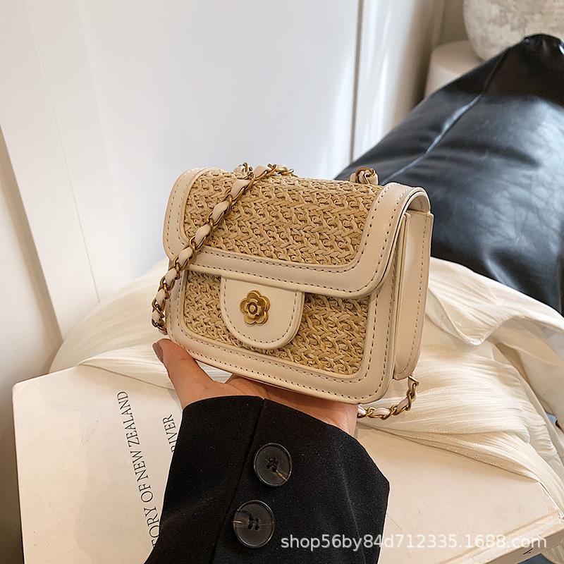 2025 popular small bag versatile new fashion retro shoulder messenger bag small square bag light luxury mini travel