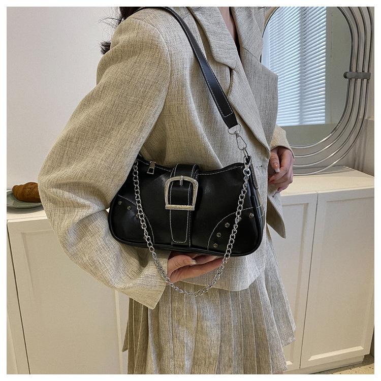 Retro Minimalist Shoulder Bag 2026 New Fashion Trendy Soft Faux Leather Armpit Bag for Women Commuter Crossbody Purse CLE