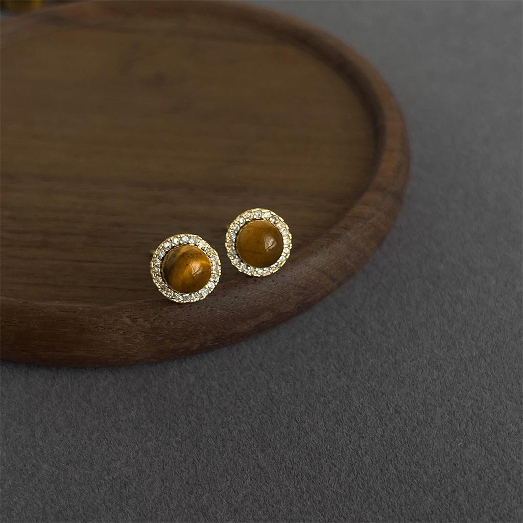 Retro Melaard Tiger's Eye Handmade French Light Luxury Stud Earrings for Women