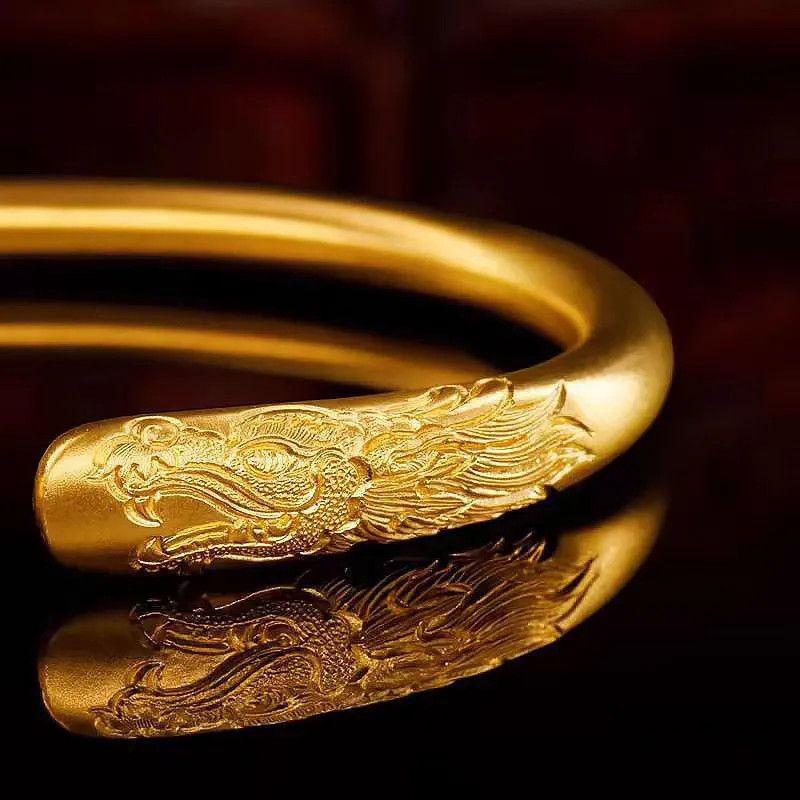 Gold-Plated Dragon & Phoenix Openable Bracelet - Exquisite High-End Gift for Mothers