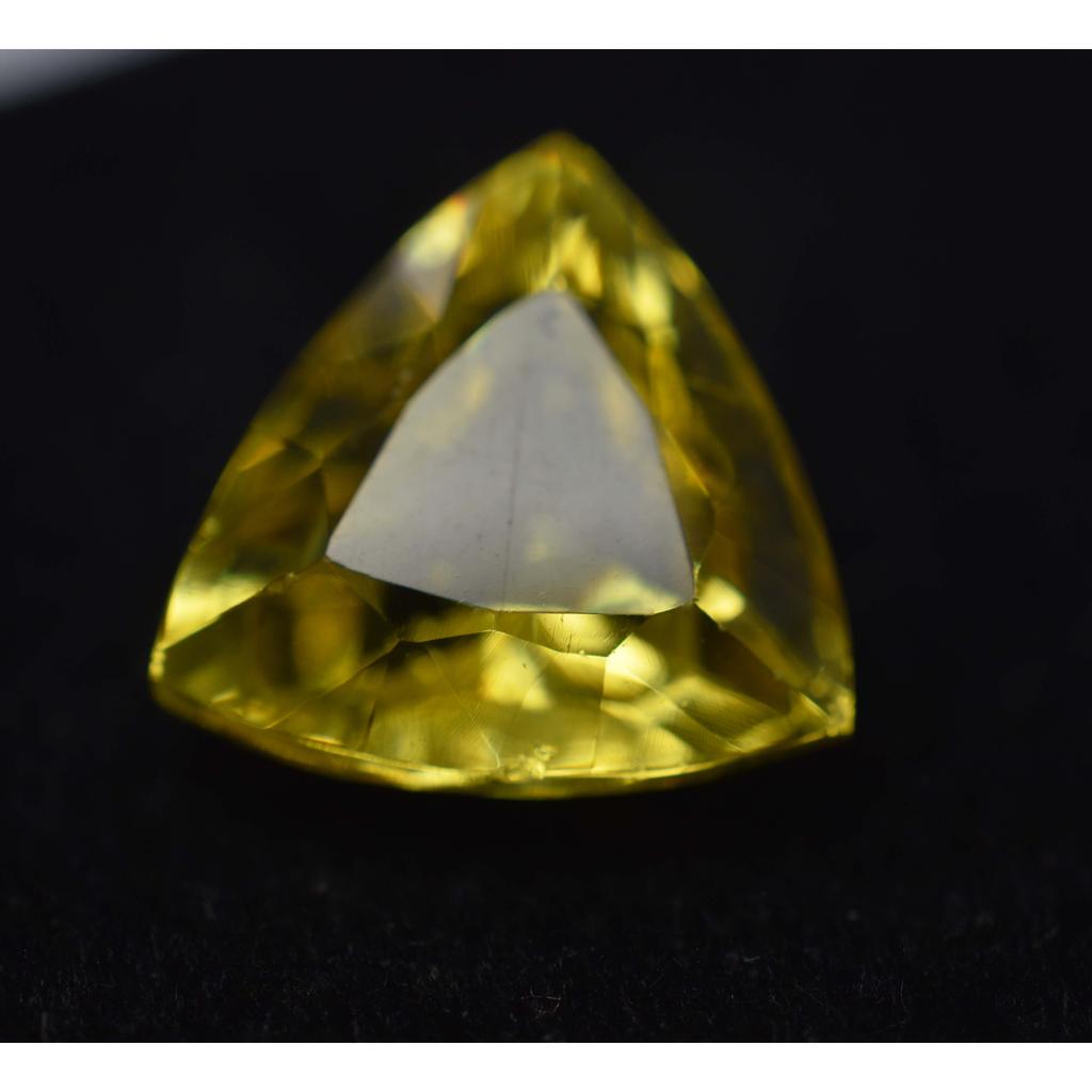 YELLOW Trillion Cut 8.1 Ct Natural Sapphire Top Quality Loose Gemstone