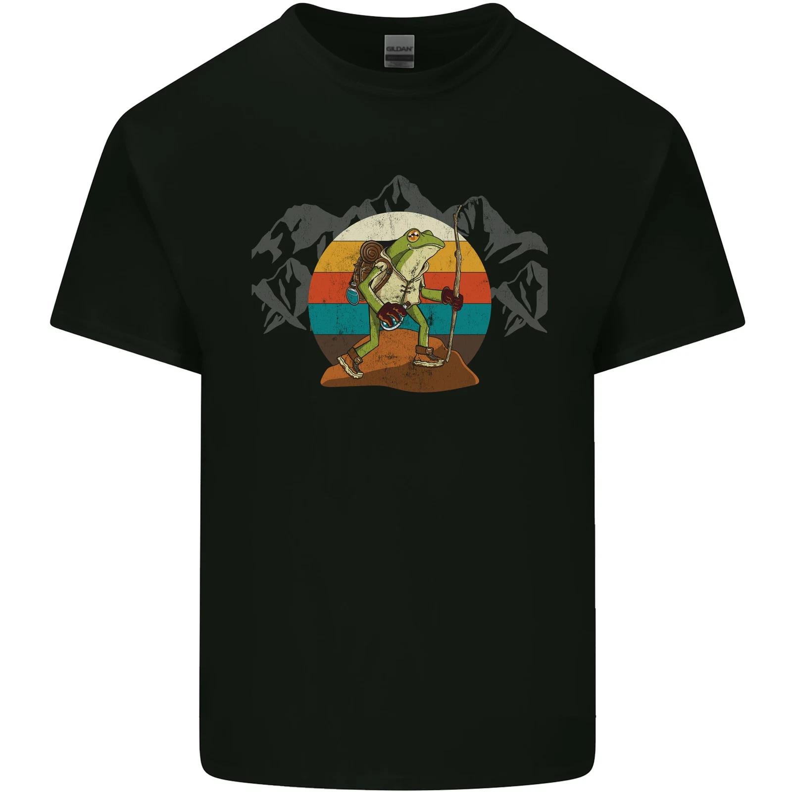 A Frog Hiking in the Mountains Trekking Kids T-Shirt Childrens M