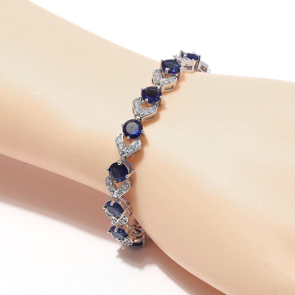 New Flower Selling Bracelet New Bud Shaped AAA Luxury Zircon Jewelry European and American Olivine Fashion Bracelet.
