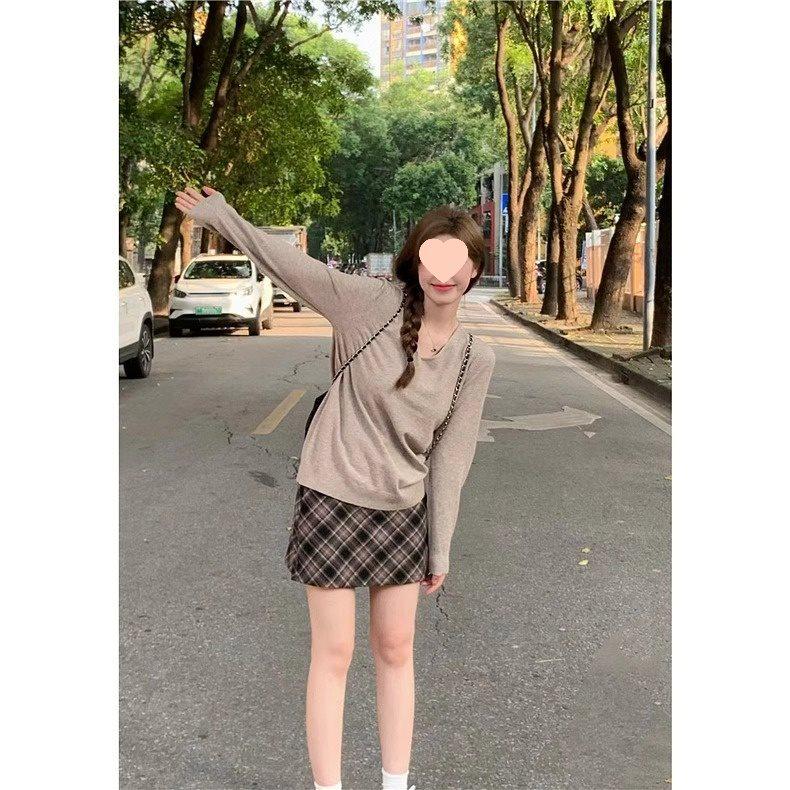 Women's Retro V-Neck Korean-Style Knit Sweater - Soft, Gentle, and Versatile for Spring, Autumn, and Winter