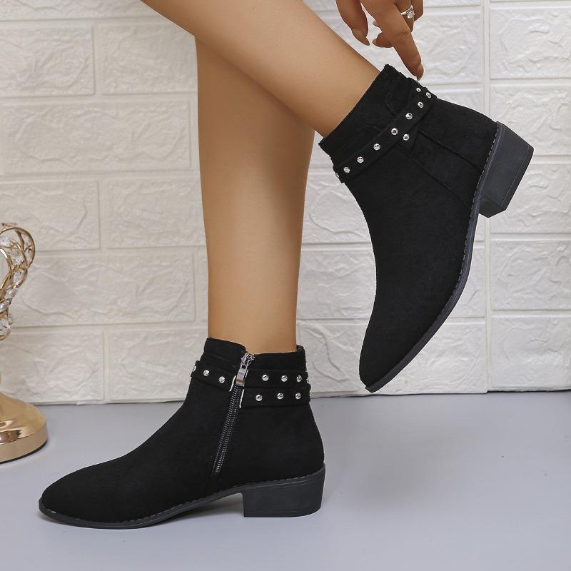 paragraph Women's Plus Size Western-Inspired Chunky Heel Booties with Side Zipper & Stud Accents - All-Season Comfort Fabric Upper & Rubber Sole