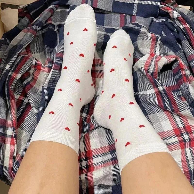 5 Pair Long Cute Socks Women Love Heart With Print Kawaii Beautiful Lady Designer Socks High Art Warm Sokken Femme Calze