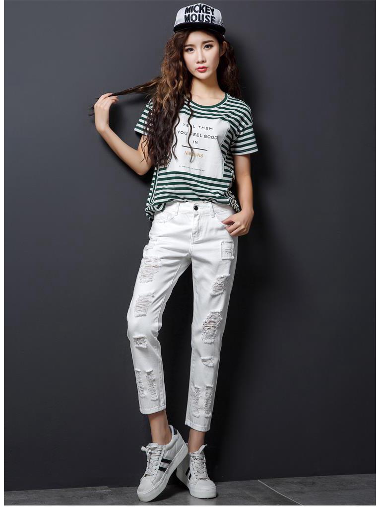 2024 Summer Women's Slimming Ripped Jeans - Trendy Nine-point Casual Pants