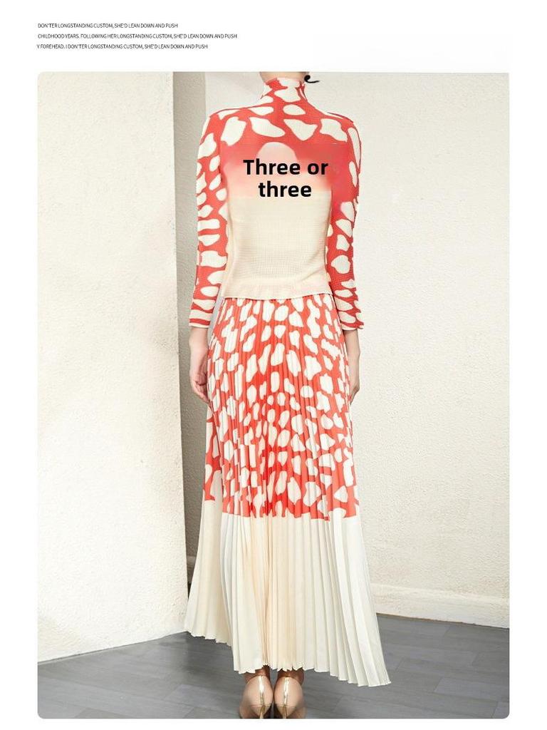 Dámský elastický plisovaný dvoudílný oblek Miyake 2024 - Omlazující, stylová jarní/podzimní móda