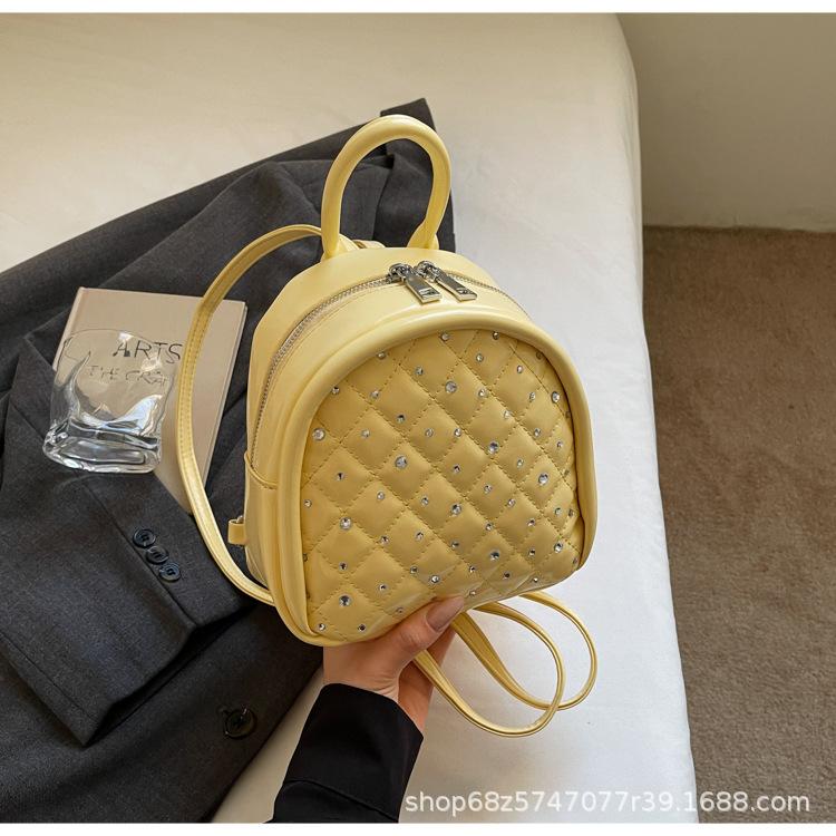 Rivet Backpack Women's 2025 New Fashion Personality Punk Style Lightweight Soft Leather Women's Backpack Casual Travel Bag