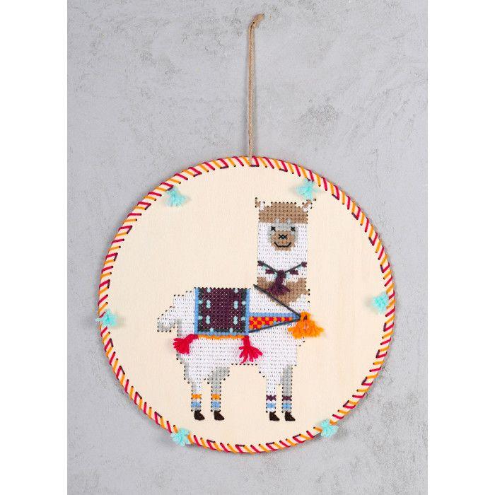 Suspension à broder Lama en bois 22cm