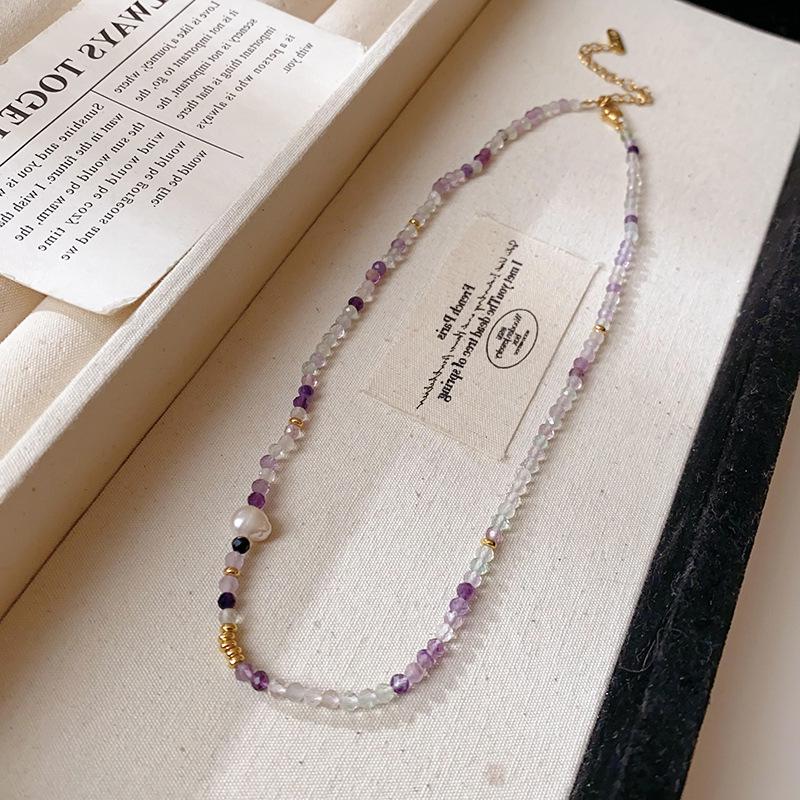 Gold-Plated Natural Pearl Necklace: Elegant Clavicle Chain with Retro High-End Style for Women